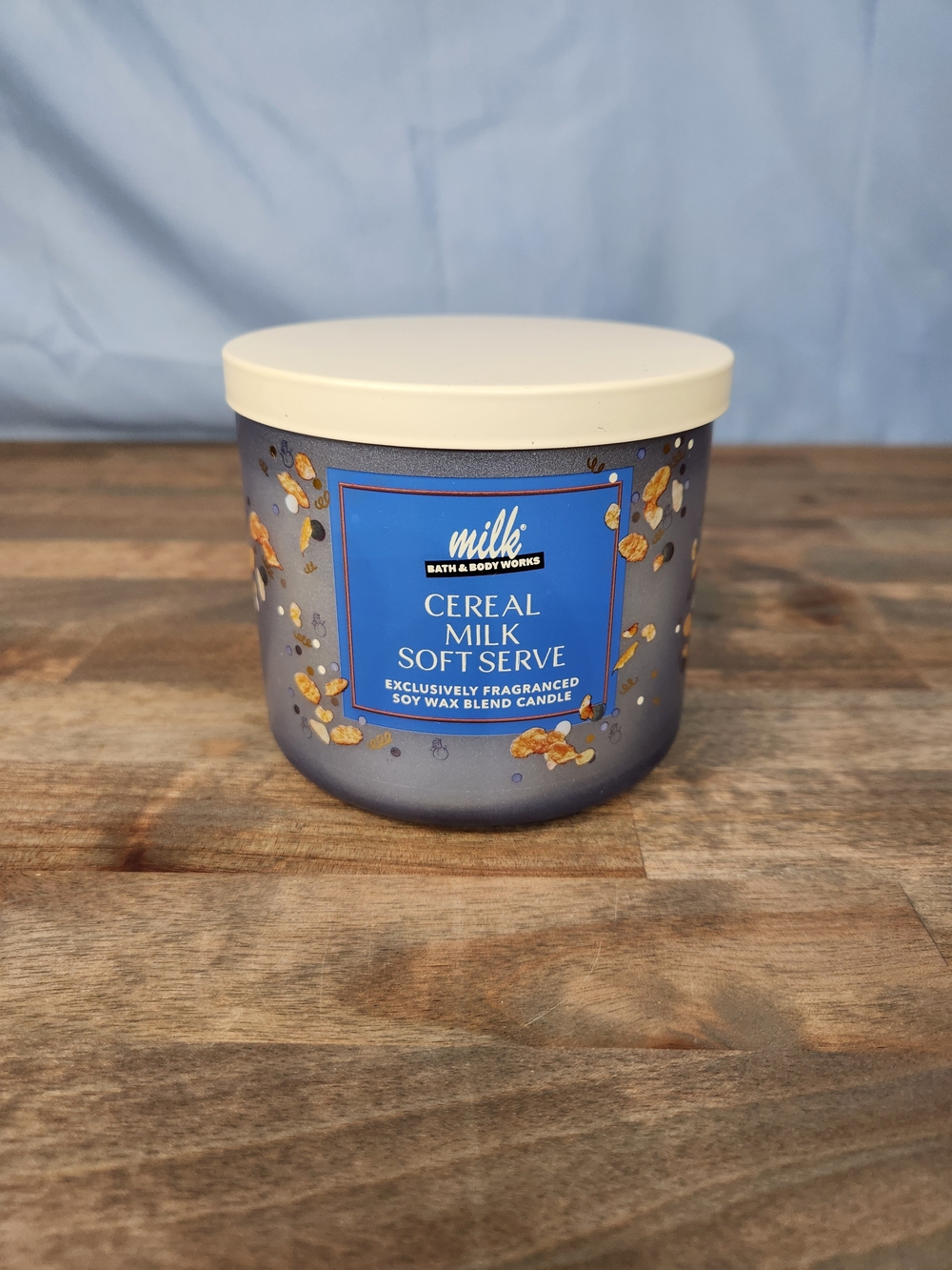 Bath & Body Works Cereal Milk Soft Serve 3-Wick Candle